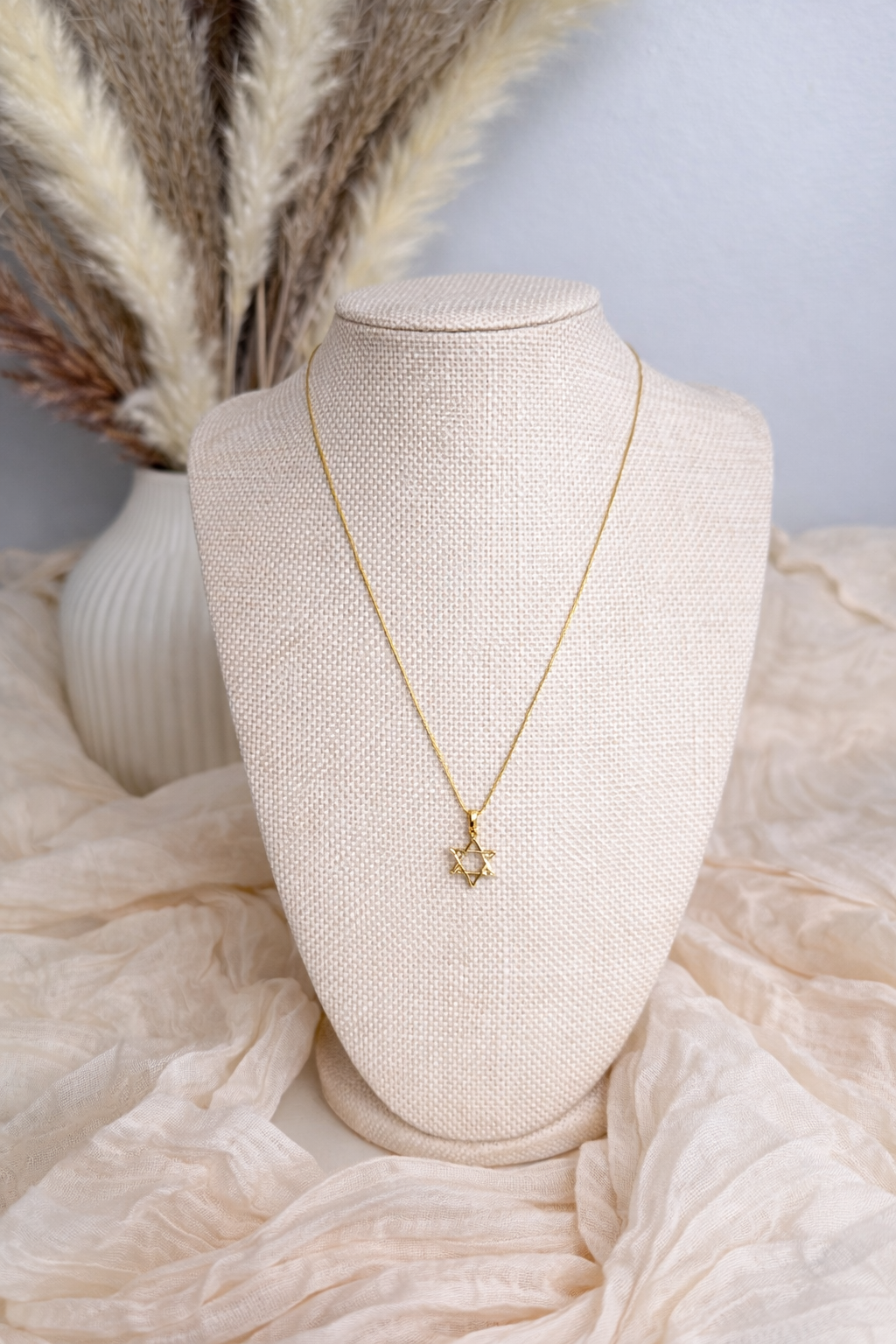 Cadena Fina con Dije Estrella de David Oro 18k Italiano