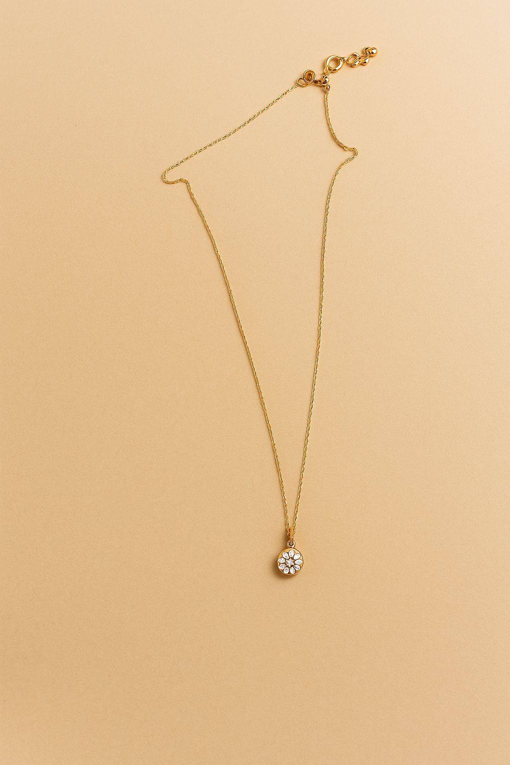 Cadena Fina con Dije Redondo de Brillantes Oro 18k Italiano