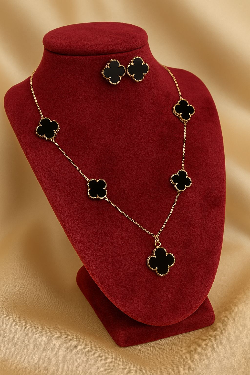Juego Cadena y Zarcillos Lucky Clover Oro 18k Italiano - Trébol de la Suerte